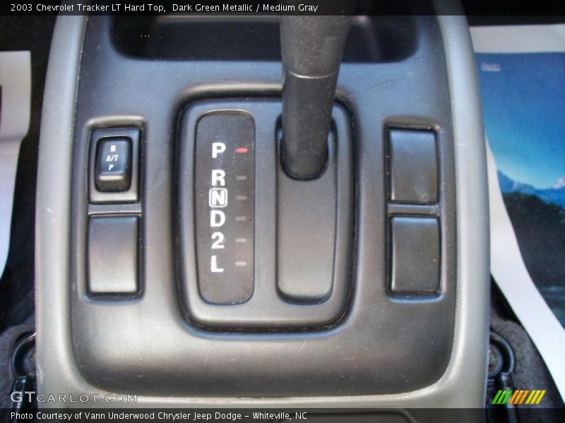 Dark Green Metallic / Medium Gray 2003 Chevrolet Tracker LT Hard Top
