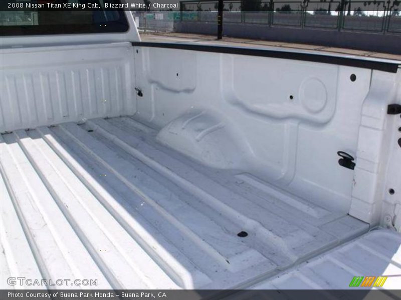 Blizzard White / Charcoal 2008 Nissan Titan XE King Cab