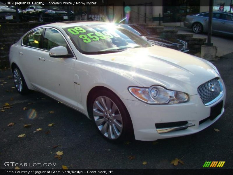 Porcelain White / Ivory/Oyster 2009 Jaguar XF Luxury