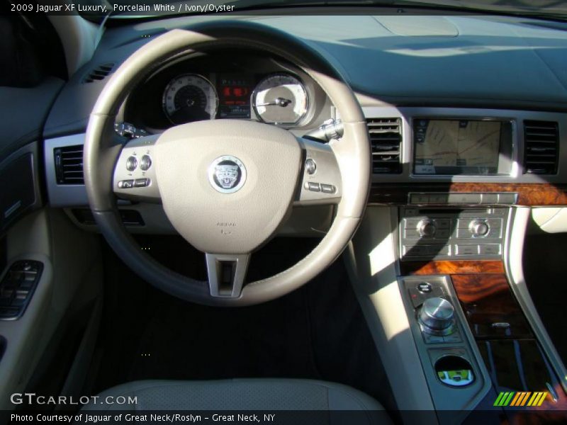 Porcelain White / Ivory/Oyster 2009 Jaguar XF Luxury