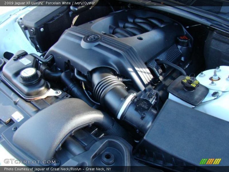 Porcelain White / Ivory/Oyster 2009 Jaguar XF Luxury