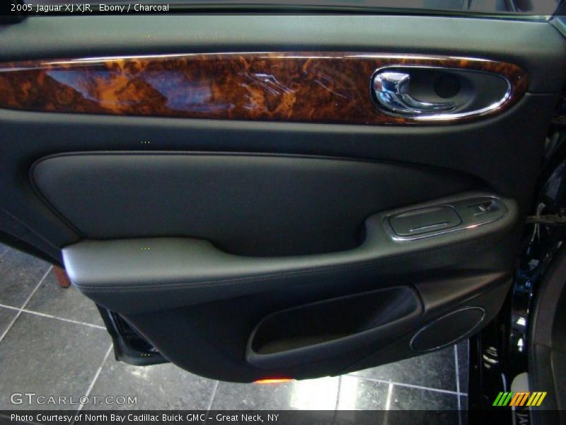 Door Panel of 2005 XJ XJR