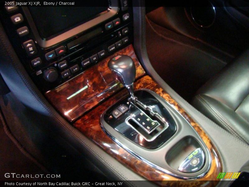  2005 XJ XJR 6 Speed Automatic Shifter