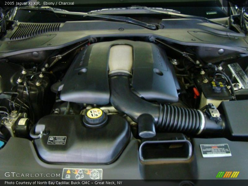  2005 XJ XJR Engine - 4.2L Supercharged DOHC 32 Valve V8