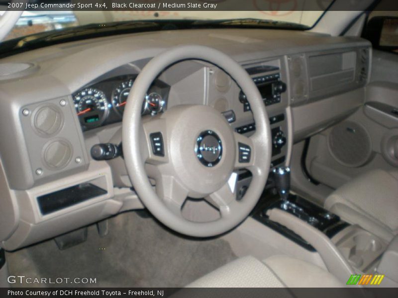 Black Clearcoat / Medium Slate Gray 2007 Jeep Commander Sport 4x4