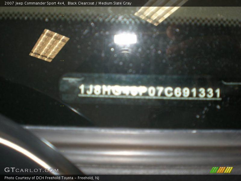Black Clearcoat / Medium Slate Gray 2007 Jeep Commander Sport 4x4