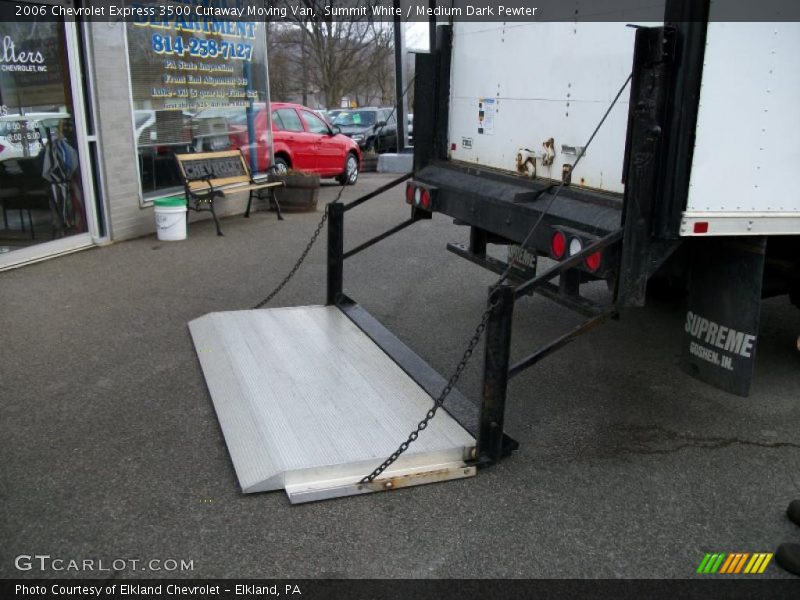 Summit White / Medium Dark Pewter 2006 Chevrolet Express 3500 Cutaway Moving Van