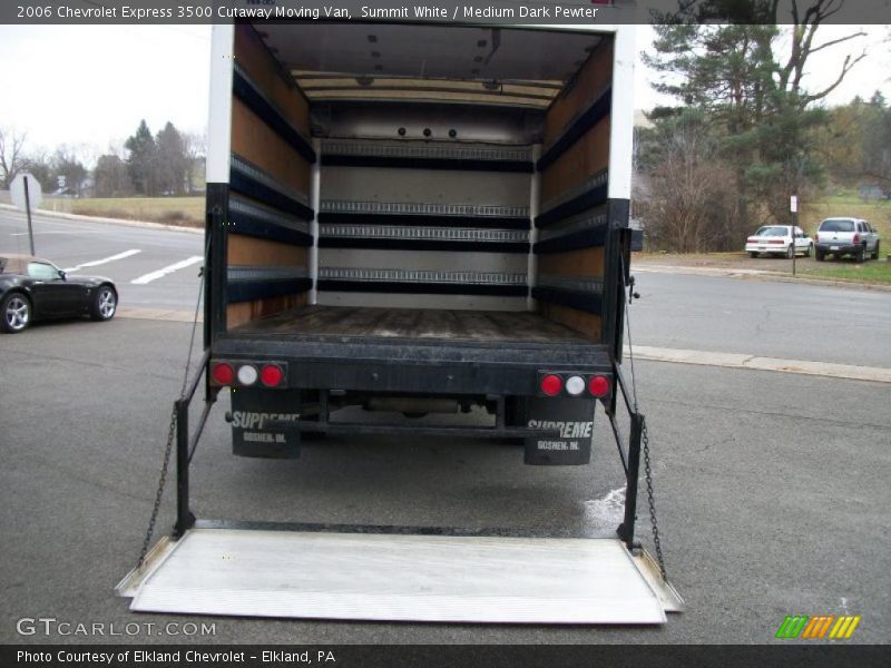  2006 Express 3500 Cutaway Moving Van Trunk