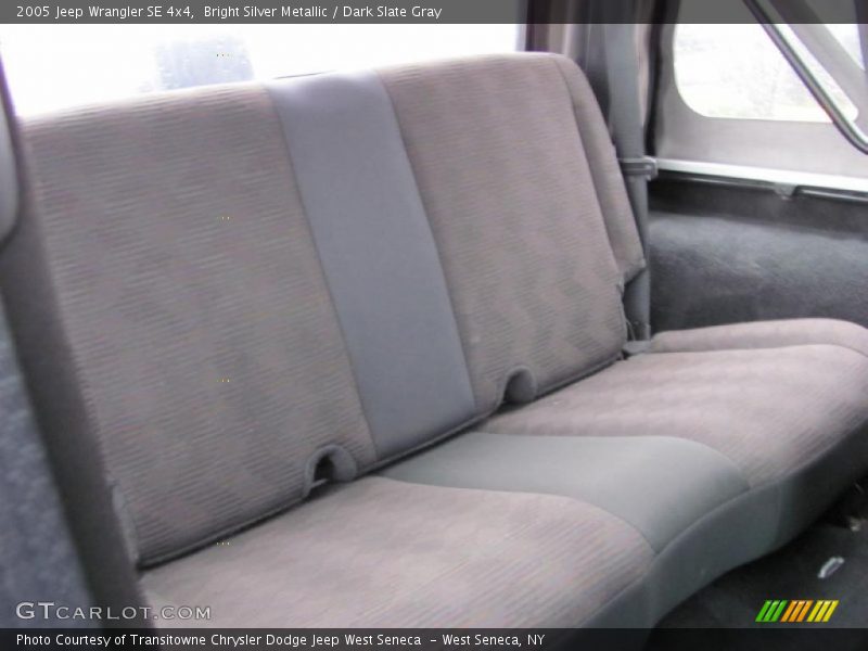 Bright Silver Metallic / Dark Slate Gray 2005 Jeep Wrangler SE 4x4