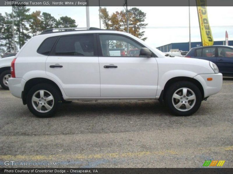 Nordic White / Beige 2007 Hyundai Tucson GLS