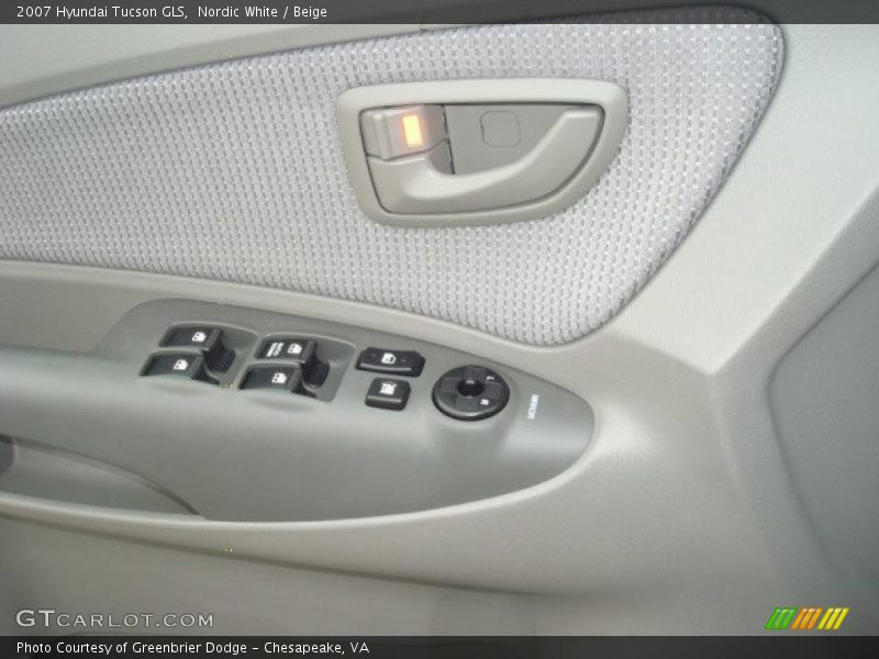 Nordic White / Beige 2007 Hyundai Tucson GLS