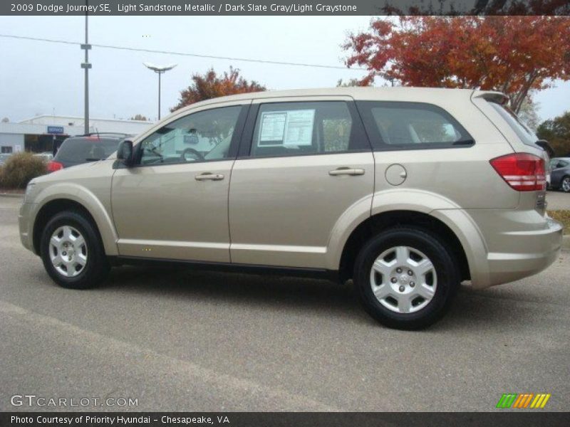Light Sandstone Metallic / Dark Slate Gray/Light Graystone 2009 Dodge Journey SE