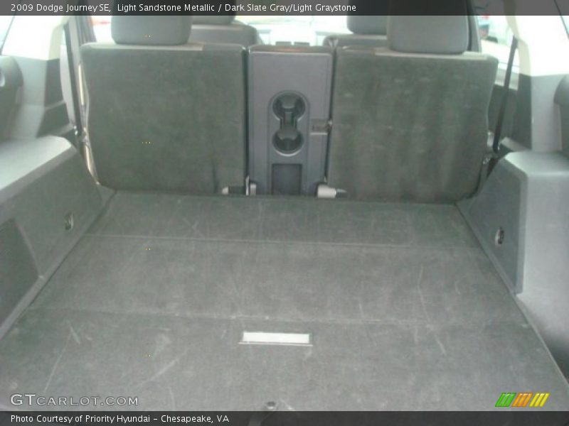 Light Sandstone Metallic / Dark Slate Gray/Light Graystone 2009 Dodge Journey SE