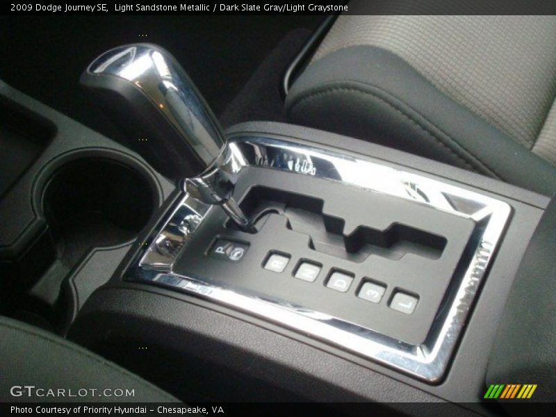 Light Sandstone Metallic / Dark Slate Gray/Light Graystone 2009 Dodge Journey SE