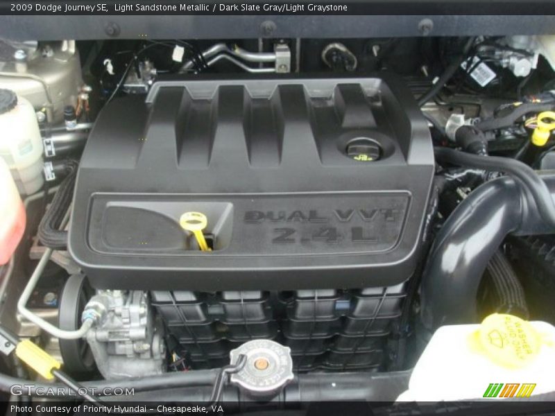 Light Sandstone Metallic / Dark Slate Gray/Light Graystone 2009 Dodge Journey SE