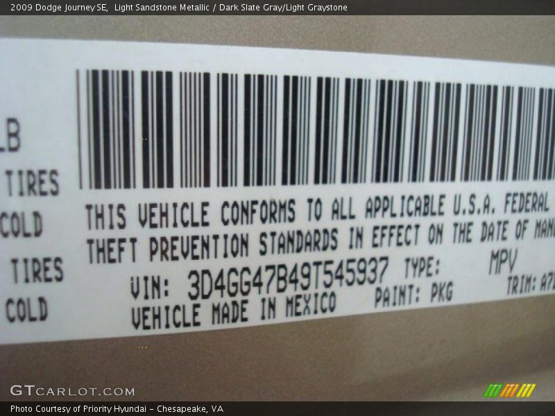 Light Sandstone Metallic / Dark Slate Gray/Light Graystone 2009 Dodge Journey SE