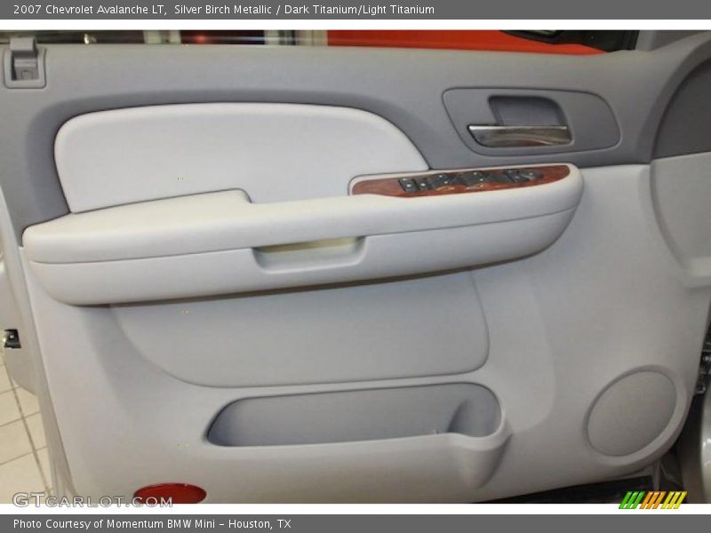 Silver Birch Metallic / Dark Titanium/Light Titanium 2007 Chevrolet Avalanche LT