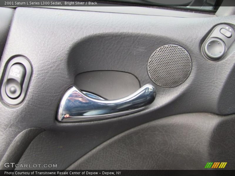 Bright Silver / Black 2001 Saturn L Series L300 Sedan