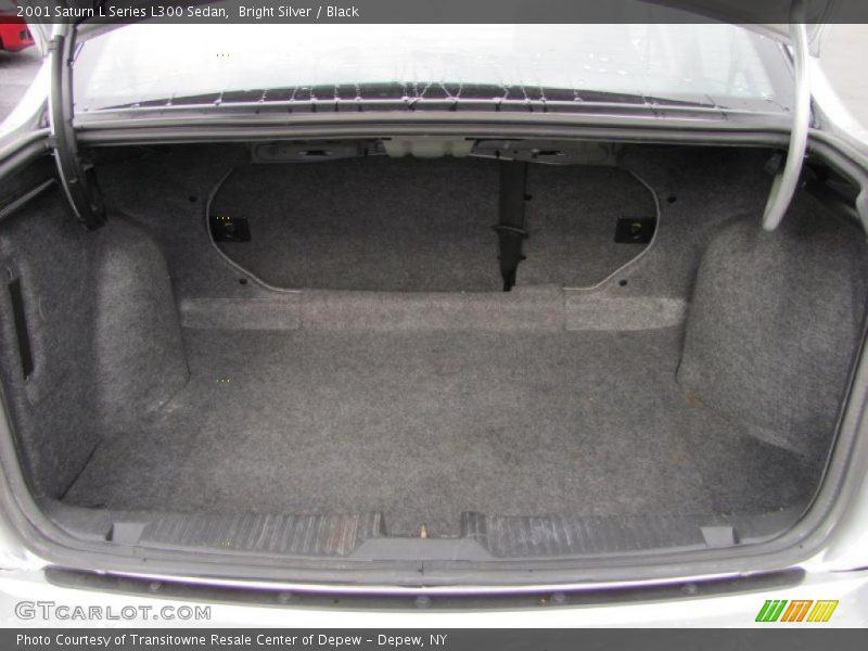  2001 L Series L300 Sedan Trunk