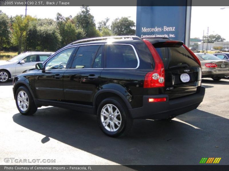 Black / Taupe 2005 Volvo XC90 2.5T