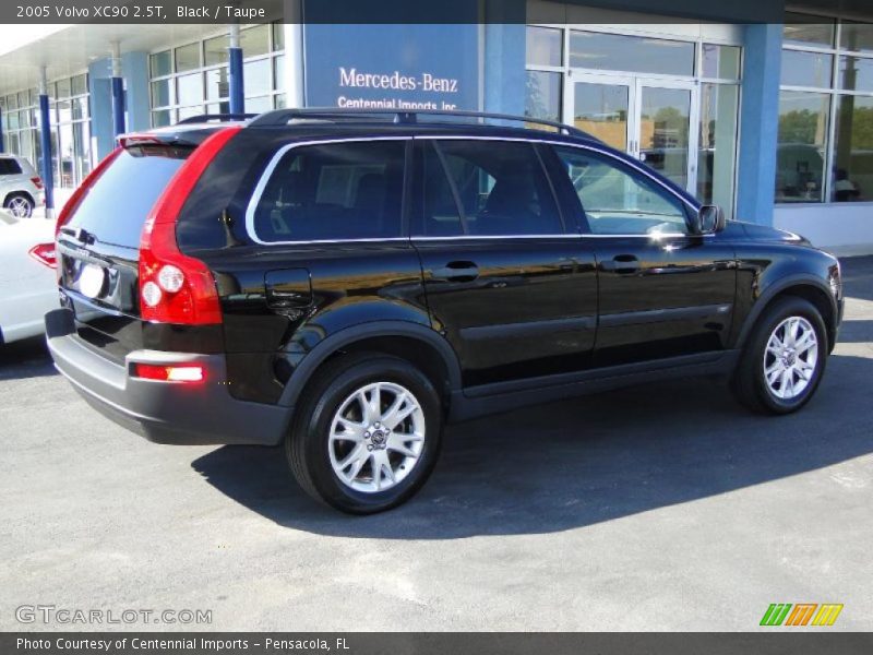 Black / Taupe 2005 Volvo XC90 2.5T