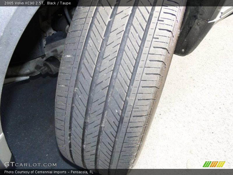 Black / Taupe 2005 Volvo XC90 2.5T