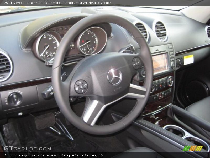 2011 GL 450 4Matic Steering Wheel