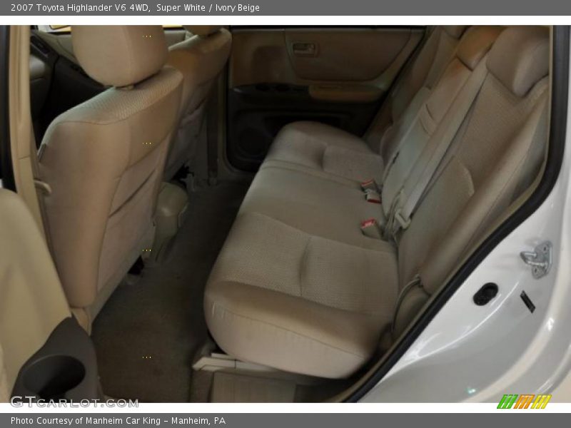 Super White / Ivory Beige 2007 Toyota Highlander V6 4WD
