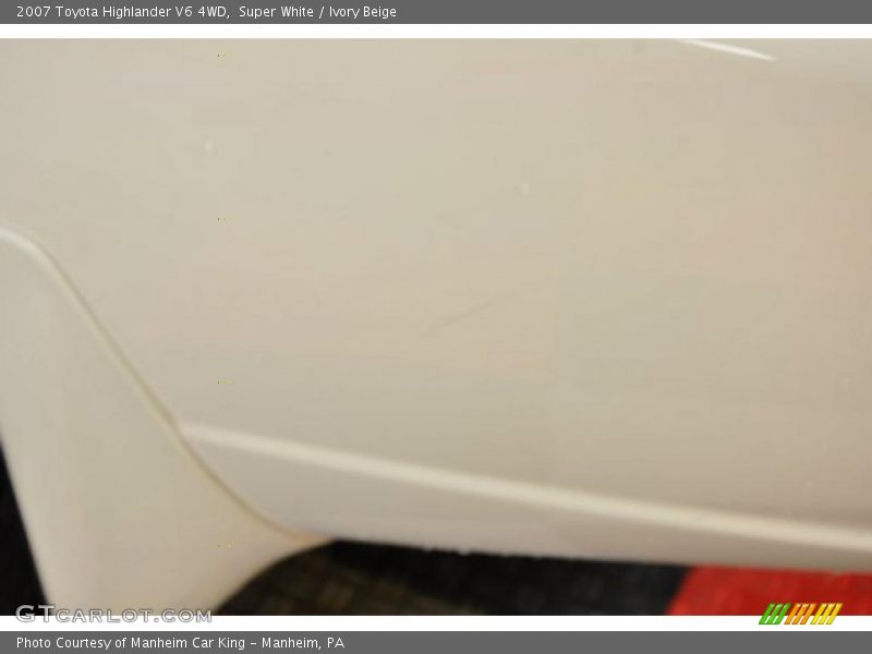 Super White / Ivory Beige 2007 Toyota Highlander V6 4WD