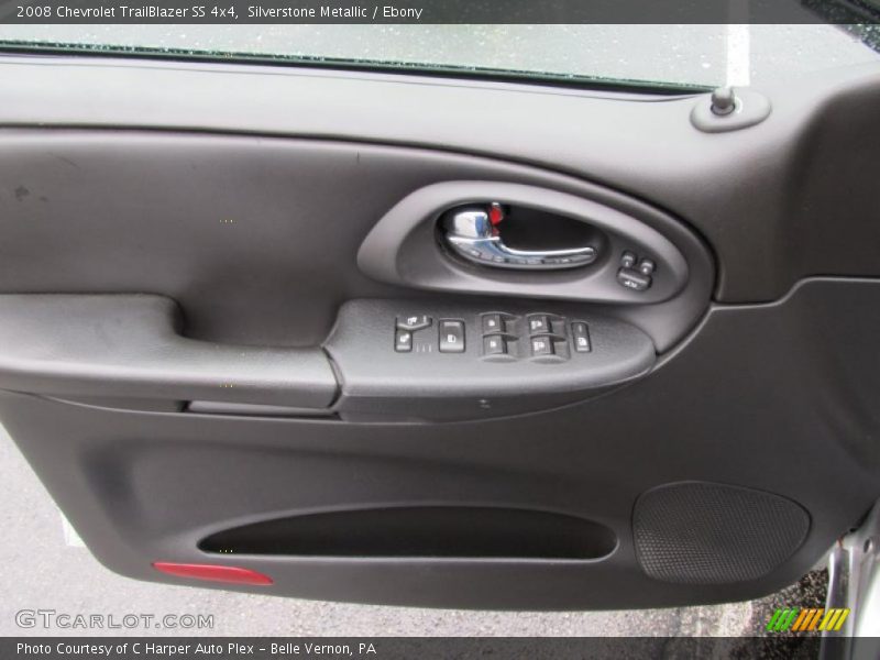 Door Panel of 2008 TrailBlazer SS 4x4