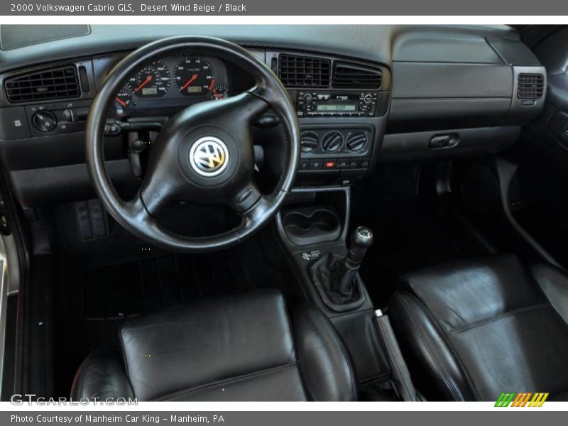 Dashboard of 2000 Cabrio GLS