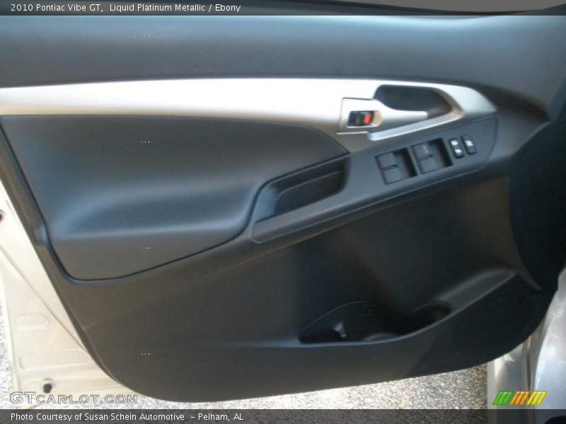 Door Panel of 2010 Vibe GT