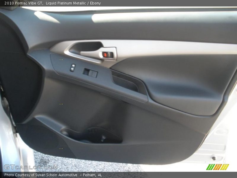 Door Panel of 2010 Vibe GT