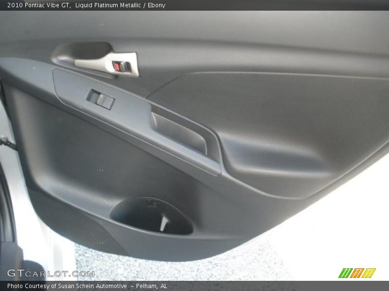 Door Panel of 2010 Vibe GT