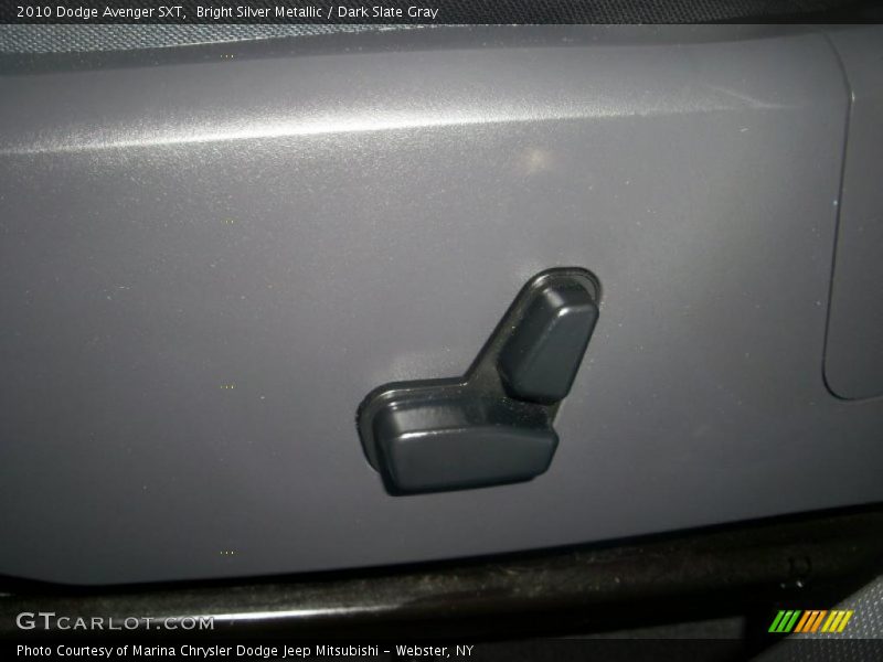 Bright Silver Metallic / Dark Slate Gray 2010 Dodge Avenger SXT