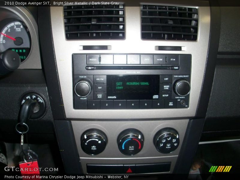 Bright Silver Metallic / Dark Slate Gray 2010 Dodge Avenger SXT