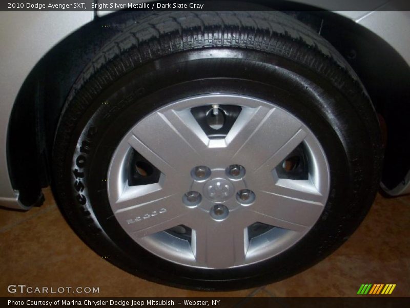 Bright Silver Metallic / Dark Slate Gray 2010 Dodge Avenger SXT
