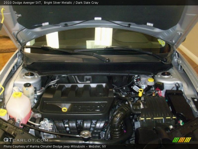 Bright Silver Metallic / Dark Slate Gray 2010 Dodge Avenger SXT