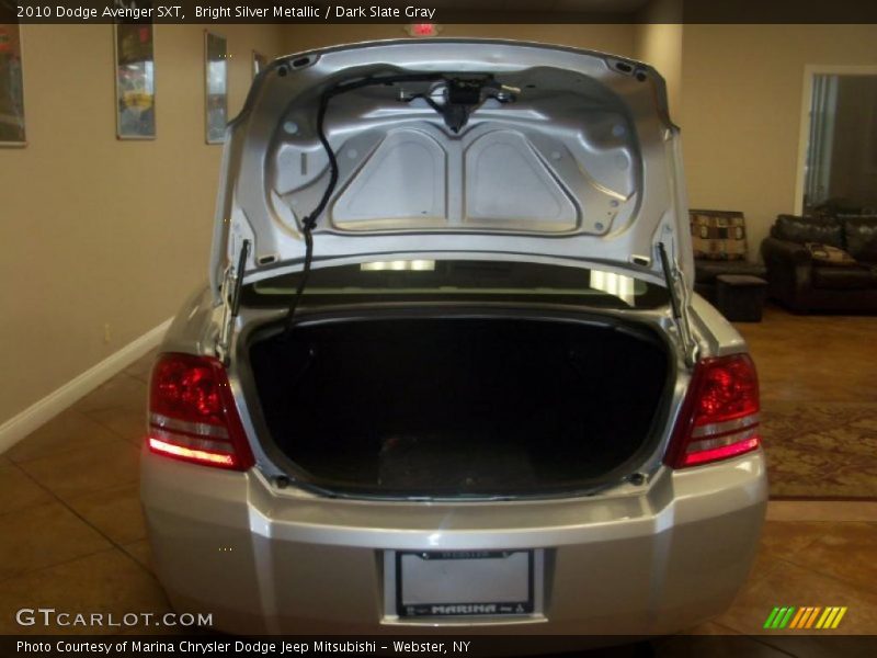 Bright Silver Metallic / Dark Slate Gray 2010 Dodge Avenger SXT
