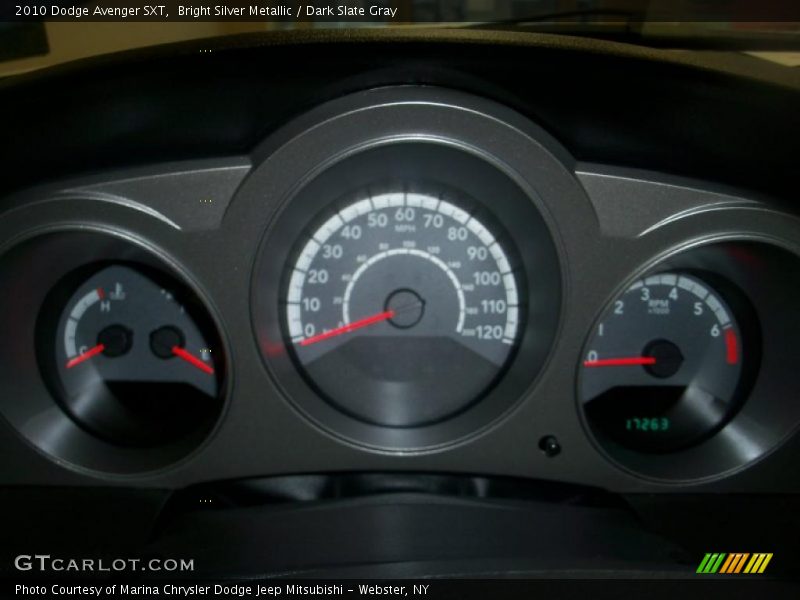 Bright Silver Metallic / Dark Slate Gray 2010 Dodge Avenger SXT