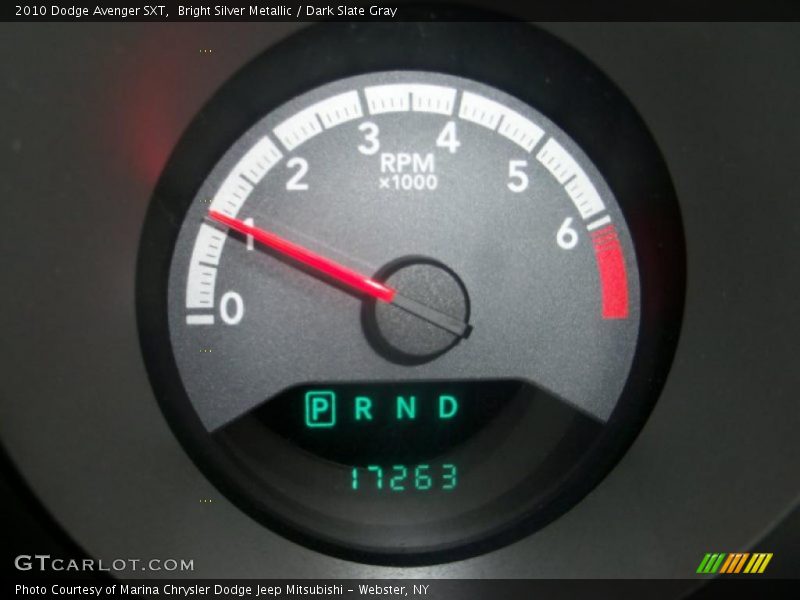 Bright Silver Metallic / Dark Slate Gray 2010 Dodge Avenger SXT