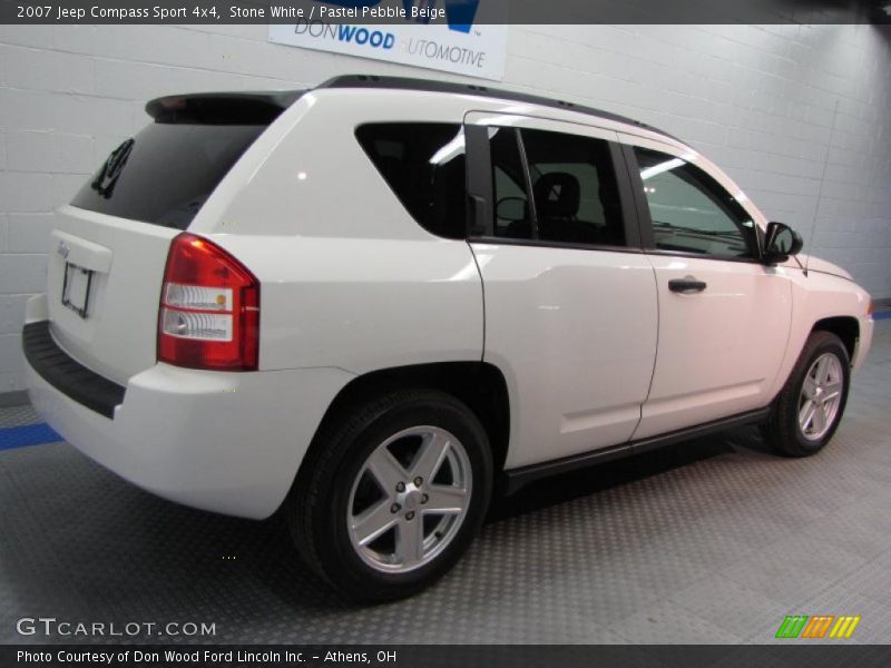 Stone White / Pastel Pebble Beige 2007 Jeep Compass Sport 4x4