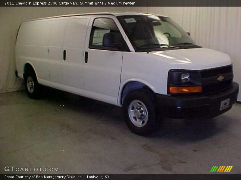 Summit White / Medium Pewter 2011 Chevrolet Express 2500 Cargo Van
