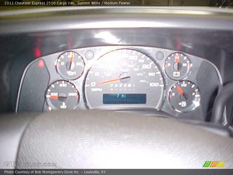 Summit White / Medium Pewter 2011 Chevrolet Express 2500 Cargo Van