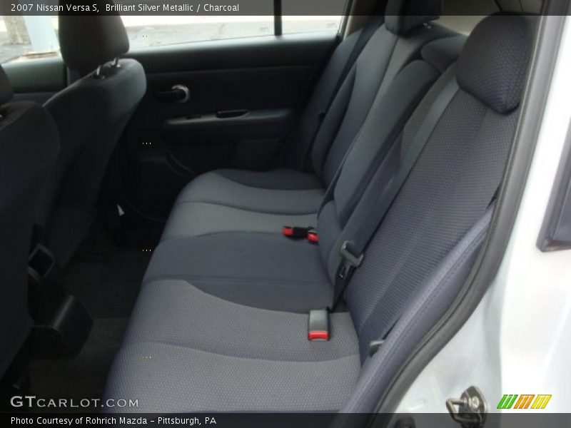 Brilliant Silver Metallic / Charcoal 2007 Nissan Versa S