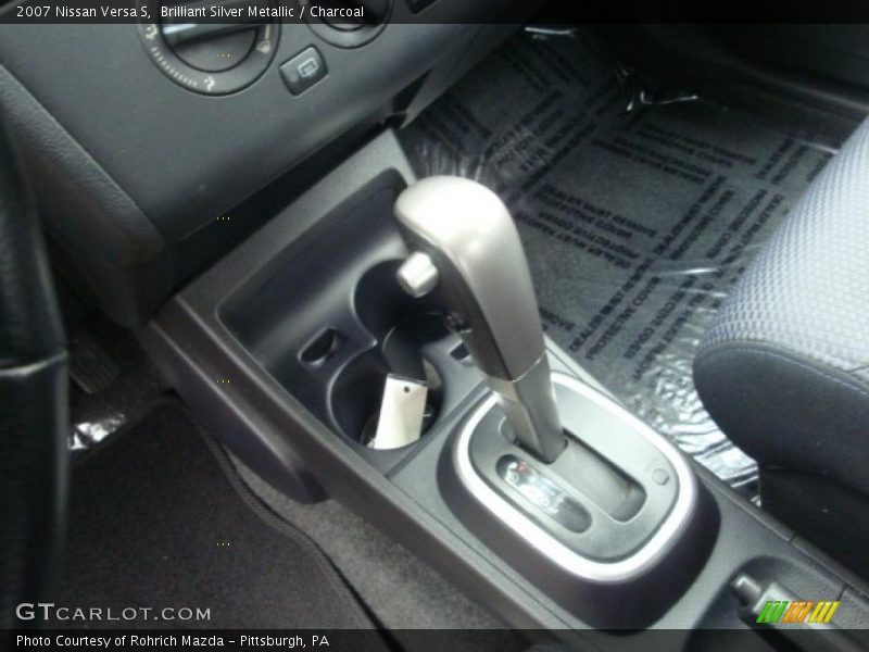 Brilliant Silver Metallic / Charcoal 2007 Nissan Versa S