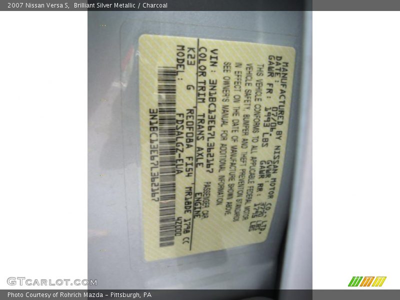 Brilliant Silver Metallic / Charcoal 2007 Nissan Versa S
