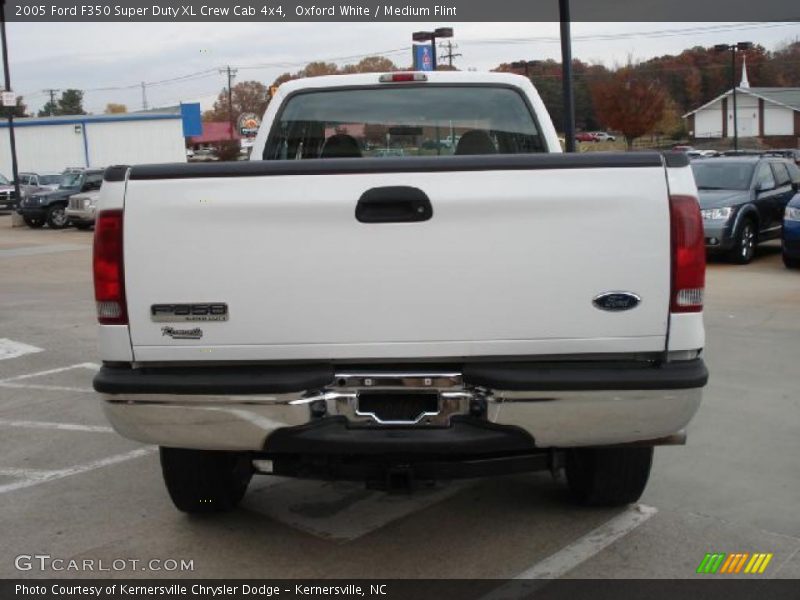 Oxford White / Medium Flint 2005 Ford F350 Super Duty XL Crew Cab 4x4
