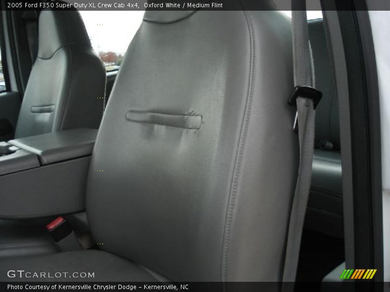 Oxford White / Medium Flint 2005 Ford F350 Super Duty XL Crew Cab 4x4
