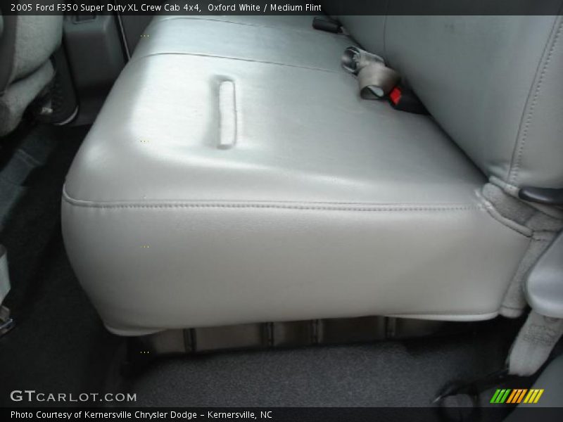 Oxford White / Medium Flint 2005 Ford F350 Super Duty XL Crew Cab 4x4